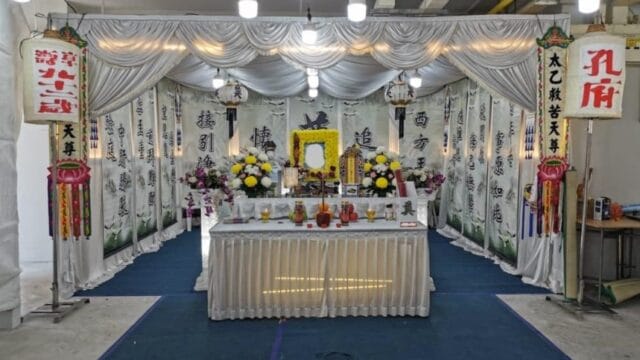 High-ritual Taoist funeral wake at an HDB void deck managed by Memorial Funeral Specialist.