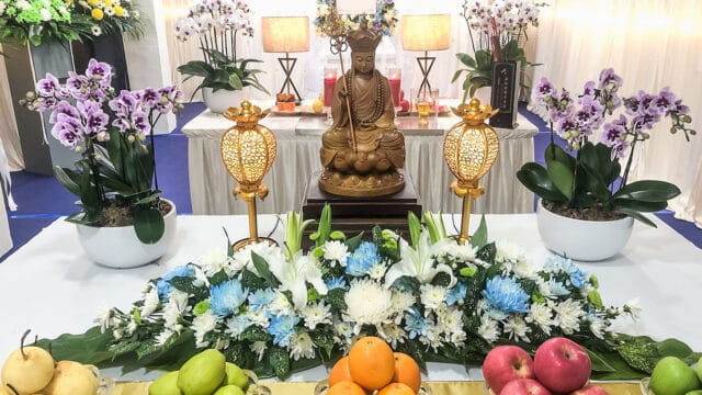 Elaborate Buddhist funeral wake at HDB void deck managed by Singapore Funeral.